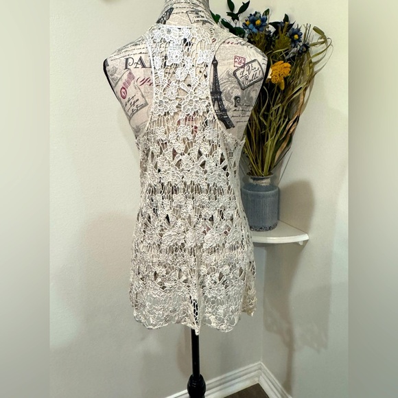 Pinky Vibrant silver and white Cord Tank Top and Elegant floral Design size M - Picture 4 of 8